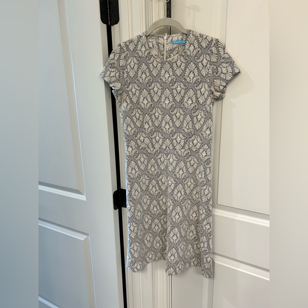 J. McLaughlin Black and Cream Textured Jacket